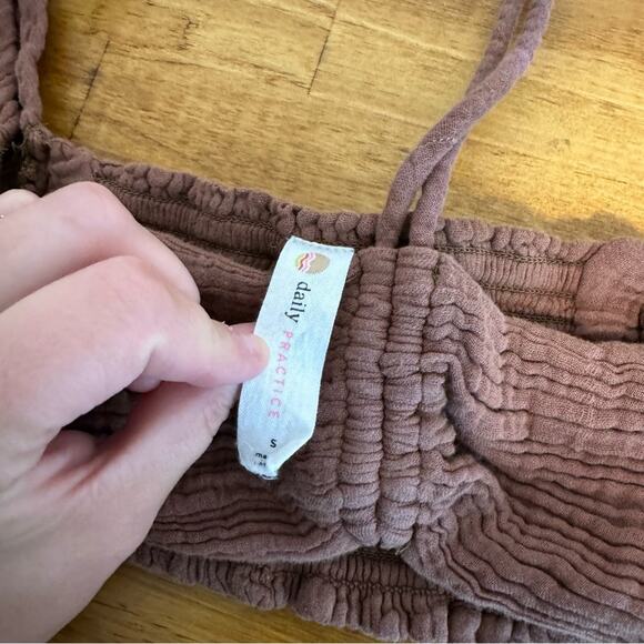 Anthropologie Daily Practice The Jerry Cinched Halter Ruffe Crop Top Brown Small - Picture 3 of 5